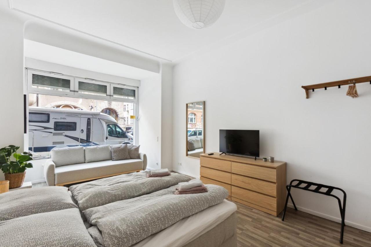 Apartment 1a